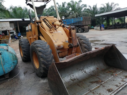 ขาย​รถตัก​ล้อ​ยาง​ยี่ห้อโคมัสสุ รุ่น ​510 กรองคู่​ เพิ่ง​ทำเครื่อง​มาใหม่ๆ