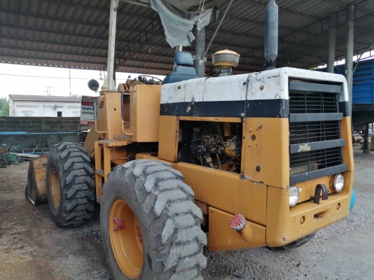 ขาย​รถตัก​ล้อ​ยาง​ยี่ห้อโคมัสสุ รุ่น ​510 กรองคู่​ เพิ่ง​ทำเครื่อง​มาใหม่ๆ