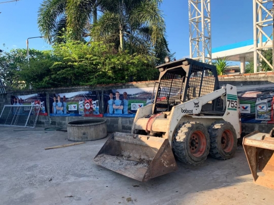 ขาย คันละ 98,000 -115,000 รถตักล้อยาง TCM BOBCAT 725 และ 753 สภาพเก่านอกสวยพร้อมใช้. เอกสารอินวอยท์ รถอยู่ ร้อยเอ็ด 090-772-3710 090-772-3708 ขาย คันละ 98,000 -115,000 รถตักล้อยาง TCM BOBCAT 725 และ 753 สภาพเก่านอกสวยพร้อมใช้. เอกสารอินวอยท์ รถอยู่ ร้อยเอ็ด 090-772-3710 090-772-3708