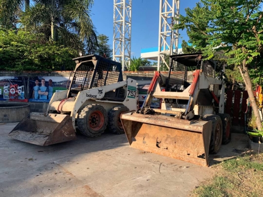 ขาย คันละ 98,000 -115,000 รถตักล้อยาง TCM BOBCAT 725 และ 753  สภาพเก่านอกสวยพร้อมใช้. เอกสารอินวอยท์ รถอยู่ ร้อยเอ็ด  090-772-3710 090-772-3708