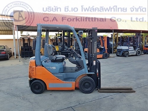 ขาย รถโฟล์คลิฟท์ TOYOTA รุ่น 8FGL15