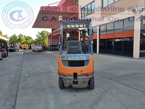 ขาย รถโฟล์คลิฟท์ TOYOTA รุ่น 8FGL15