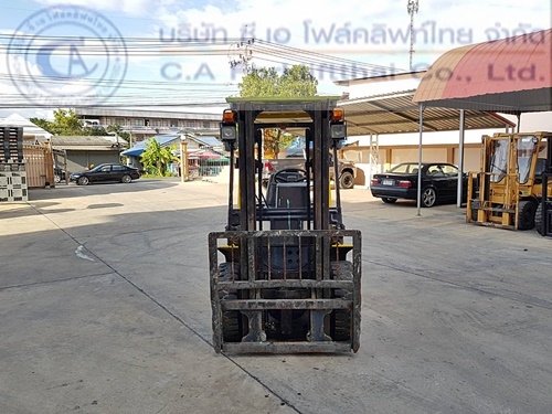 ขาย รถโฟล์คลิฟท์ TCM รุ่น FD20Z3