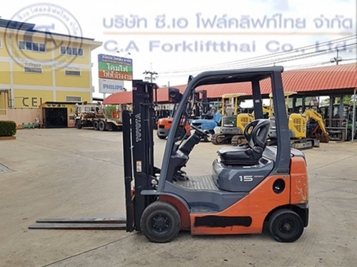ขาย รถโฟล์คลิฟท์ TOYOTA รุ่น 8FDL15
