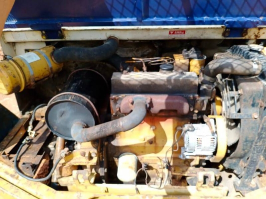 KOMATSU PC40-6 มีเก๋งด้วยราคา 220,000