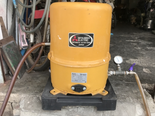 ขายปั๊มน้ำอัตโนมัติ Mitsubishi 200W สภาพสวย หมุนนิ่ม ตรวจเช็คแรงดันเรียบร้อย ไม่มีรั่วซึม พร้อมใช้งาน ราคา 2,800 บาทพร้อมส่งครับ
