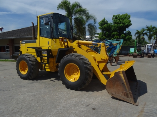รถตัก Komatsu WA150-3 รถตัก Komatsu WA150-3