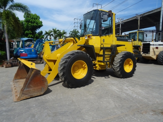 รถตัก Komatsu WA150-3