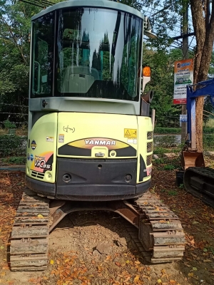 ขายรถขุด YANMAR VIO35-5B. เก่านอกแท้  สภาพสวย ใช้งานมาน้อย  โทร 089-3818694 จ๊อย