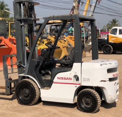 ขายรถยกดีเซล NISSAN 2.5 ตัน ปี 2013 นำเข้าเองจากญี่ปุ่น สภาพสวยพร้อมใช้ มีVDOการทำงานครับ ขายรถยกดีเซล NISSAN 2.5 ตัน ปี 2013 นำเข้าเองจากญี่ปุ่น สภาพสวยพร้อมใช้ มีVDOการทำงานครับ