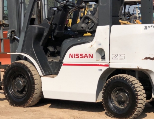 ขายรถยกดีเซล NISSAN 2.5 ตัน ปี 2013 นำเข้าเองจากญี่ปุ่น สภาพสวยพร้อมใช้ มีVDOการทำงานครับ ขายรถยกดีเซล NISSAN 2.5 ตัน ปี 2013 นำเข้าเองจากญี่ปุ่น สภาพสวยพร้อมใช้ มีVDOการทำงานครับ