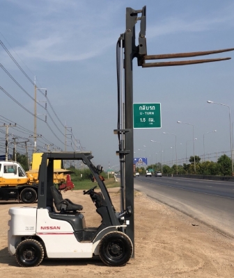 ขายรถยกดีเซล NISSAN 2.5 ตัน ปี 2013 นำเข้าเองจากญี่ปุ่น สภาพสวยพร้อมใช้ มีVDOการทำงานครับ ขายรถยกดีเซล NISSAN 2.5 ตัน ปี 2013 นำเข้าเองจากญี่ปุ่น สภาพสวยพร้อมใช้ มีVDOการทำงานครับ