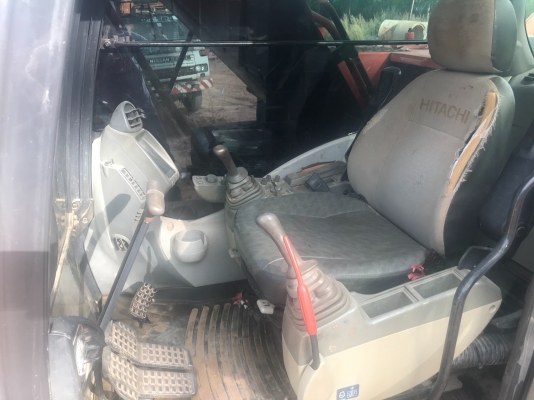 เเบคโฮHitachi zx200-5G  ราคา1,350,000฿เล่มพร้อม