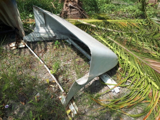 ขาย หมวก กระบังลม สำหรับหัวรถบรรทุก บรรทุก 4 ล้อกลาง 6 ล้อ  เพื่อลู่ลม ไม่ต้านลม อุปกรณ์ตกแต่ง เก่าญี่ปุ่น