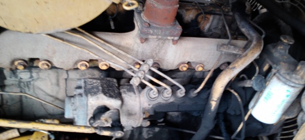 ขาย 590,000 รถแทคเตอร์ CAT D5B ตีนเป็ด เครื่องดี เกียร์ตัดแรง ช่วงล่างสวย รถพร้อมใช้งาน 090-772-3710 090-772-3708 ขาย 590,000 รถแทคเตอร์ CAT D5B ตีนเป็ด เครื่องดี เกียร์ตัดแรง ช่วงล่างสวย รถพร้อมใช้งาน 090-772-3710 090-772-3708