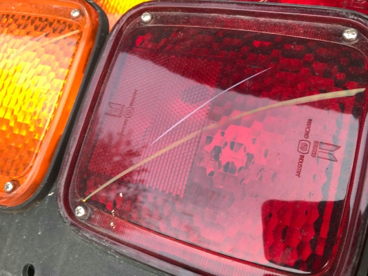 ขายไฟท้าย แท้ HINO. ISUZU