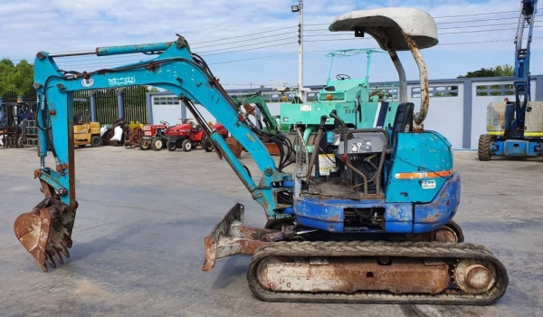 ขายด่วนลดกะหน่ำราคาพิเศษ175,000บาทรถแบคโฮคูโบต้าK30คอลโทลสั้นน้ำมันปั้มนี้วเทียบเท่าPC30รถนอกสถาพดีพร้อมใช้เพิ่งนำเข้ามายังไม่เคยใช้งานในไทยเลยเดินลายหัวกะแทกมาแล้วเครื่องคูโบต้า4สูบเครื่องดีปั้มเเรงบูมอาร์มสวยช่างล่างดีรถสวยไฟฟ้าเต็มเร็วแรงไม่โหลดพร้อมใช