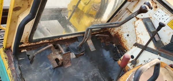 ขายด่วน185,000บาทรถแบคโฮซูมิโตโม่SH45หนัก4.5ตัน แบคโฮหัวเก๋งซูมิโตโม่SH45เทียบเท่าPC45ปั้มเร็วแรงไม่โหลดเครื่อง 4สูบมีระบบเต่ากะต่ายลายหัวกะแทกมารถนอกเพื่งนำเข้ามาใหม่จากญี่ปุ่นยังไม่ได้ใช้ในไทยเลย