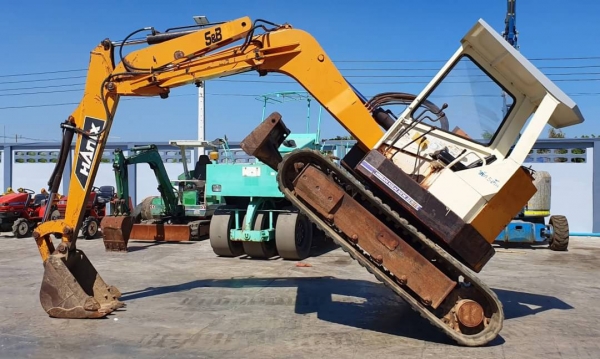 ขายด่วน205,000บาทรถแบคโฮมิสซูฮานิคMS50หนัก5ตันรถแบคโฮมิสซูฮานิคเครื่อง4สูบดีปั่มแรงรถนอกเพิ่งนำเข้ามาใหม่ยังไม่เคยใช้งานในเมืองไทยเลย