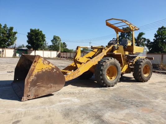 ขายรถตักล้อยาง KOMATSU WA150-1 รถสวยสมบุรญ์พร้อมใช้งาน เครื่องแรง ปั้มแรง สีเดิม ช้วงล้างเต็ม กำลังดี สนใจเน้นโทรครับ&amp;ไลน์ 0813531946 ต่อ.บางนา