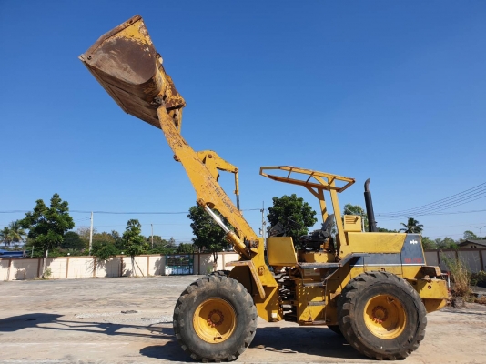 ขายรถตักล้อยาง KOMATSU WA150-1 รถสวยสมบุรญ์พร้อมใช้งาน เครื่องแรง ปั้มแรง สีเดิม ช้วงล้างเต็ม กำลังดี สนใจเน้นโทรครับ&amp;ไลน์ 0813531946 ต่อ.บางนา