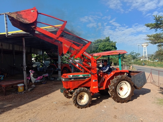 ขายรถตักมันหินดินทรายขี้วัวได้คับขาย145000รถ32แรง4สูบ4*4พวงมาลัยเพลาเวิอร์มีPTOใช้ได้รถรุ่นL1สนใจสอบถามได้คับ081-0118032ต้นขายพร้อมส่งฟรี200โล ขายรถตักมันหินดินทรายขี้วัวได้คับขาย145000รถ32แรง4สูบ4*4พวงมาลัยเพลาเวิอร์มีPTOใช้ได้รถรุ่นL1สนใจสอบถามได้คับ081-0118032ต้นขายพร้อมส่งฟรี200โล