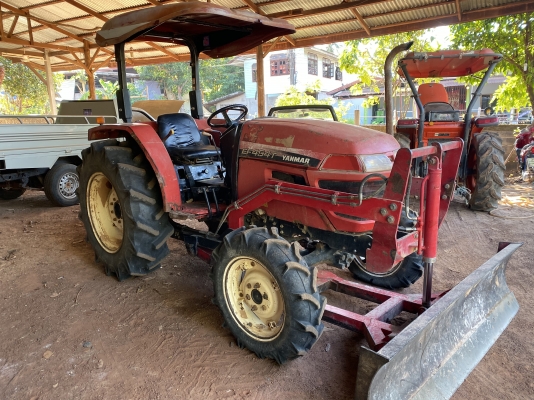 Yanmar 49แรง หาง5 ใบดัน เล่มพร้อม สีเดิมบาง