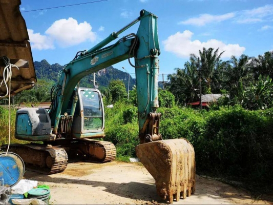 KOBELCO SK135SR เอกสารอินวอยราคา 850,000 KOBELCO SK135SR เอกสารอินวอยราคา 850,000