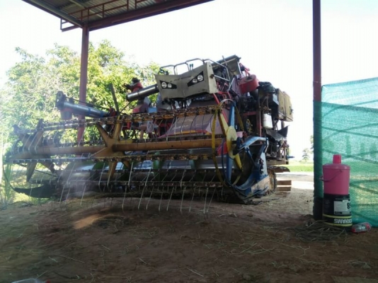 รถเกี่ยวข้าว