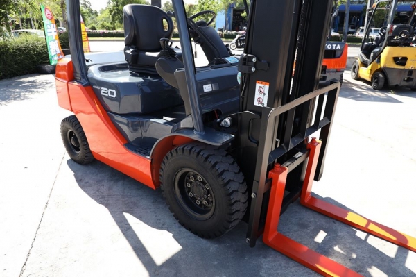 Toyota 8FD20 ขนาดยก2ตัน เสายกสูง4เมตร เครื่องยนต์ดีเซล เครื่องแน่น พร้อมใช้งาน Toyota 8FD20 ขนาดยก2ตัน เสายกสูง4เมตร เครื่องยนต์ดีเซล เครื่องแน่น พร้อมใช้งาน