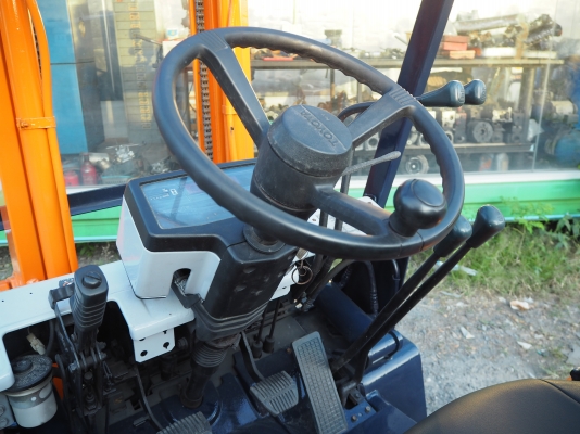 ขายถูก งบแสนต้นๆ โฟลคลิฟท์ TOYOTA 5FG15 รุ่น 5 ยอดนิยม ญี่ปุ่น นำเข้า เครื่องเบนซิน เสา 3 เมตร ยกได้ 1.5 ตัน เกียร์คลัทช์