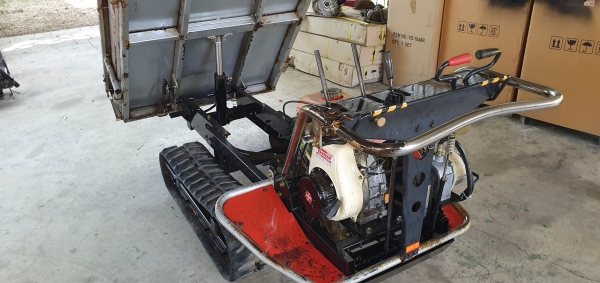 รถบรรทุกการเกษตร พร้อมใช้งาน  สอบถามได้  ดั้มไฮดรอลิค