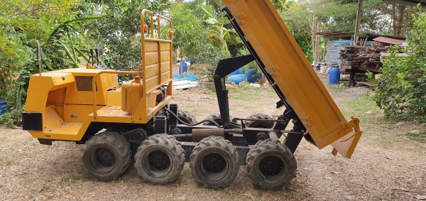 8 ล้อ 18 แรง รถบรรทุกการเกษตรและก่อสร้าง