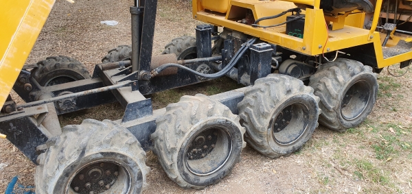 8 ล้อ 18 แรง รถบรรทุกการเกษตรและก่อสร้าง