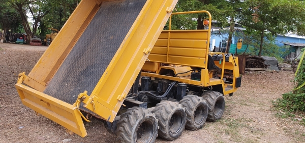 8 ล้อ 18 แรง รถบรรทุกการเกษตรและก่อสร้าง