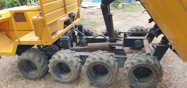 8 ล้อ 18 แรง รถบรรทุกการเกษตรและก่อสร้าง