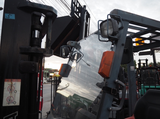 ขายโฟล์คลิฟท์ ญี่ปุ่น นำเข้า TOYOTA 6FG15  ยก 1.5 ตัน เสา 3 เมตร เบนซิน เกียร์ Manual