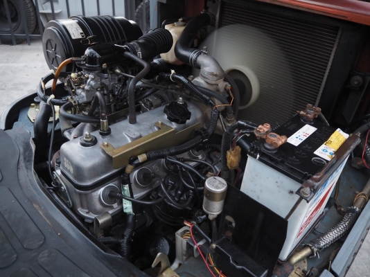 ขายโฟล์คลิฟท์ ญี่ปุ่น นำเข้า TOYOTA 6FG15  ยก 1.5 ตัน เสา 3 เมตร เบนซิน เกียร์ Manual