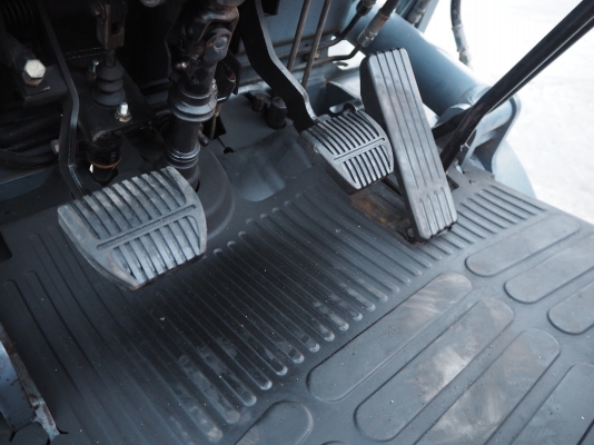 ขายโฟล์คลิฟท์ ญี่ปุ่น นำเข้า TOYOTA 6FG15  ยก 1.5 ตัน เสา 3 เมตร เบนซิน เกียร์ Manual