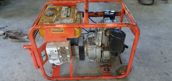 เครื่องปั้นไฟ 5. 6 kva 4000 w 220 v เครื่องปั้นไฟ 5. 6 kva 4000 w 220 v