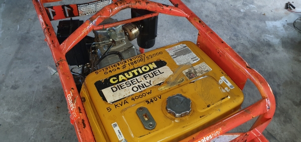 เครื่องปั้นไฟ 5. 6 kva 4000 w 220 v เครื่องปั้นไฟ 5. 6 kva 4000 w 220 v