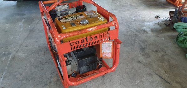 เครื่องปั้นไฟ 5. 6 kva 4000 w 220 v เครื่องปั้นไฟ 5. 6 kva 4000 w 220 v