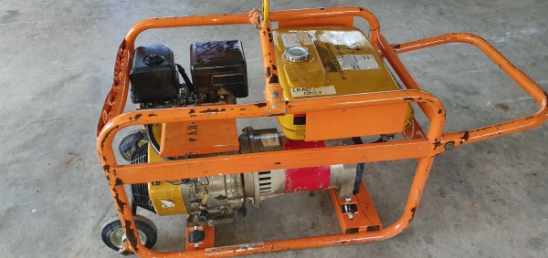 เครื่องปั้นไฟ 6 kva 4800 w 220 v