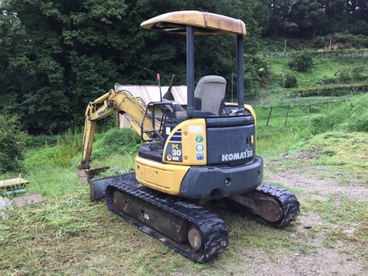 เปิดจองก่อนถึงไทย PC30MR-2 ยกที่นั่งได้ ระบบดี ใช้งานมาน้อย โทร 081-8581834