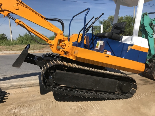 komatsu Pc15สภาพดีเก่าญี่ปุ่น มีใบอินวอยไม่เคยใช้ในไทย