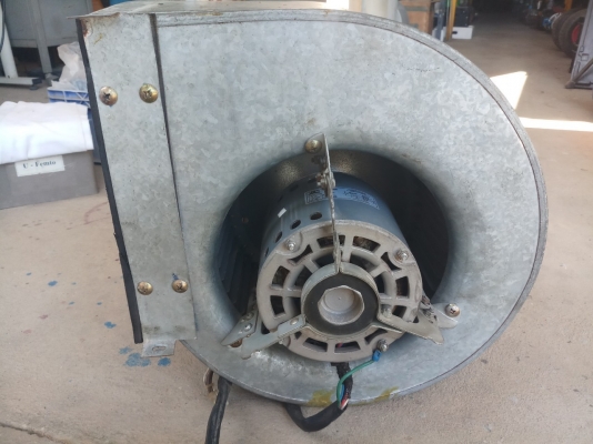 โบลเวอร์ดูดควัน และกลิ่น มอเตอร์ 1/2 HP ใช้ไฟ 220V