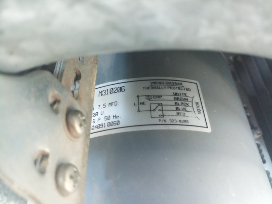 โบลเวอร์ดูดควัน และกลิ่น มอเตอร์ 1/2 HP ใช้ไฟ 220V