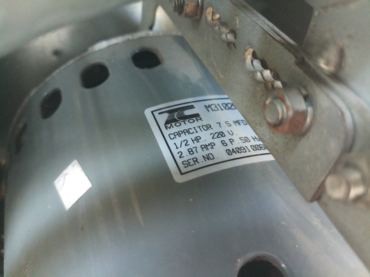 โบลเวอร์ดูดควัน และกลิ่น มอเตอร์ 1/2 HP ใช้ไฟ 220V