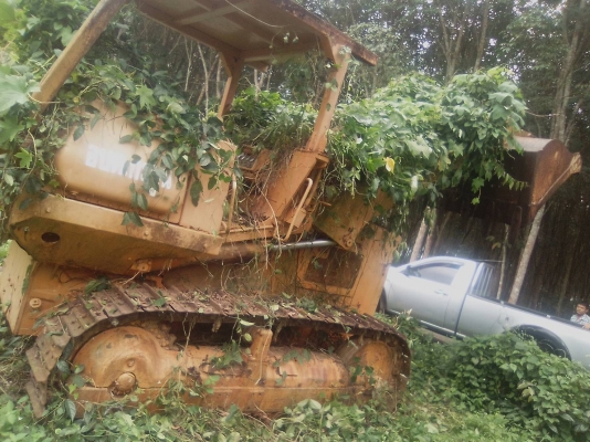 ขายเหมา2คัน360,000 CAT D7E กับKOMATSU D50S-16 เอกสารเล่มขายตามสภาพ ขายเหมา2คัน360,000 CAT D7E กับKOMATSU D50S-16 เอกสารเล่มขายตามสภาพ