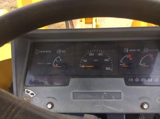 wa100-3 แขนยาวๆ ระบบดี เกียร์ดี เครื่องแจ่ม ราคาเน็ตๆที่ 695,000 ครับ สนใจสอบถาม 081-989-1989 หรั่งครับ